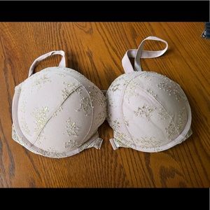 Victoria’s Secret Very Sexy Push Up Bra